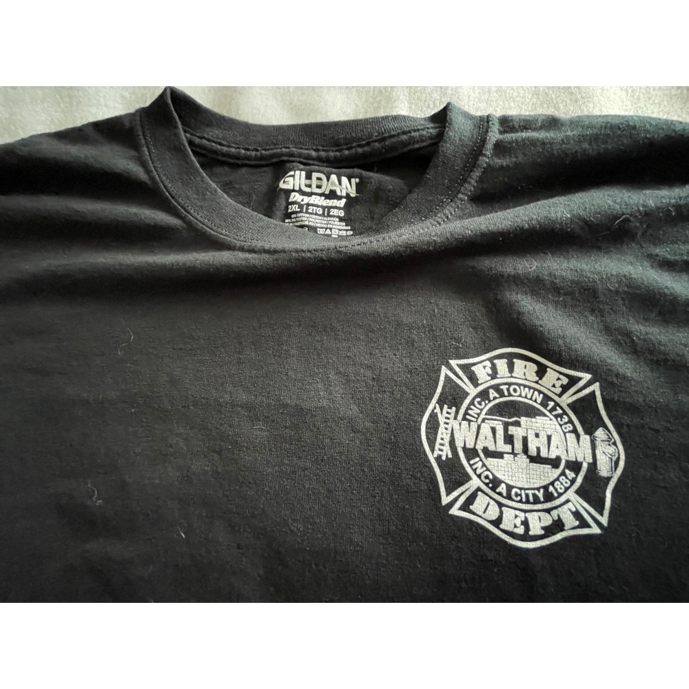 Gildan Waltham‎ Fire Dept T-Shirt Mens 2XL Black Short Sleeve DryBlend Graphic - Picture 3 of 7